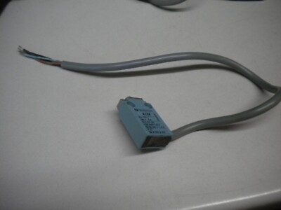 Telemecanique XCM-B510 Limit Switch - N.O. Contacts(Blue & Brown wires) Test OK