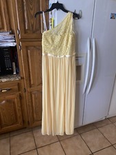 Davids Bridal Bridesmaid Dress - Yellow, Size 12
