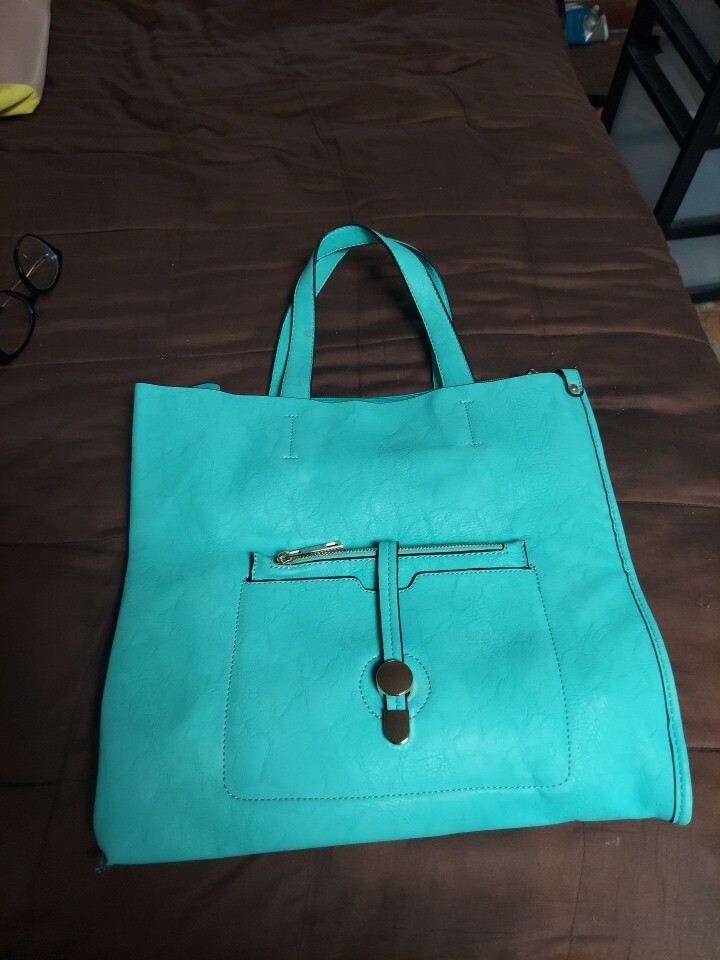 NWT Turquoise Color Purse