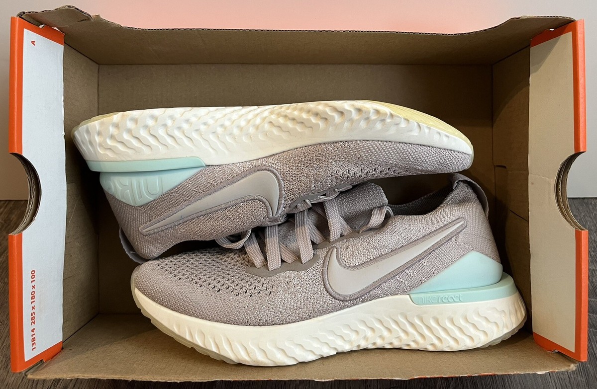 Nike Epic React Flyknit 2 Moon Particle BQ8927-200 Women's