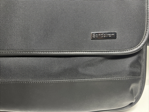 Torba na laptopa Sandstrom - pasuje do laptopów do 16,5 cala - dobry stan - Zdjęcie 3 z 16