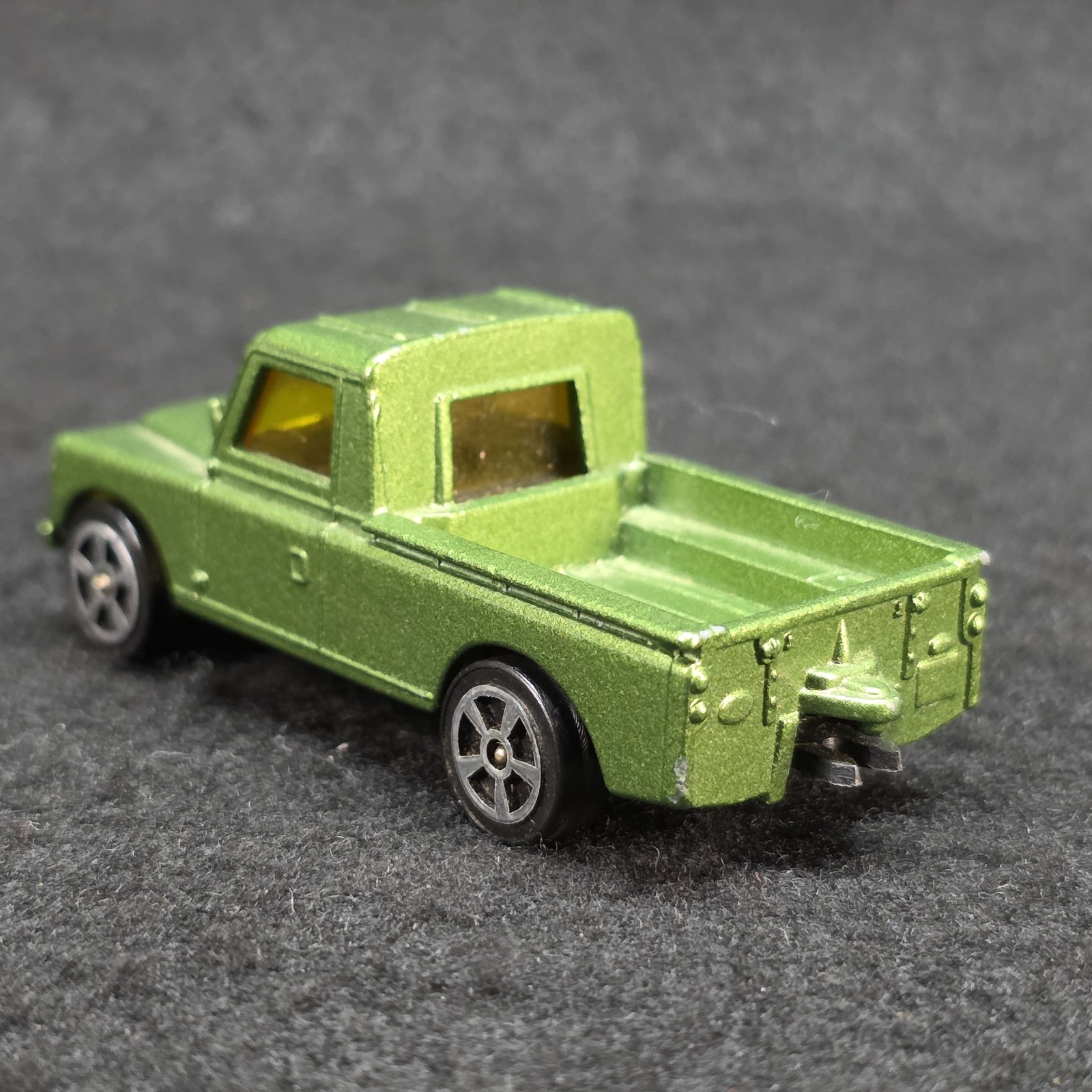 Picture 4 of 5