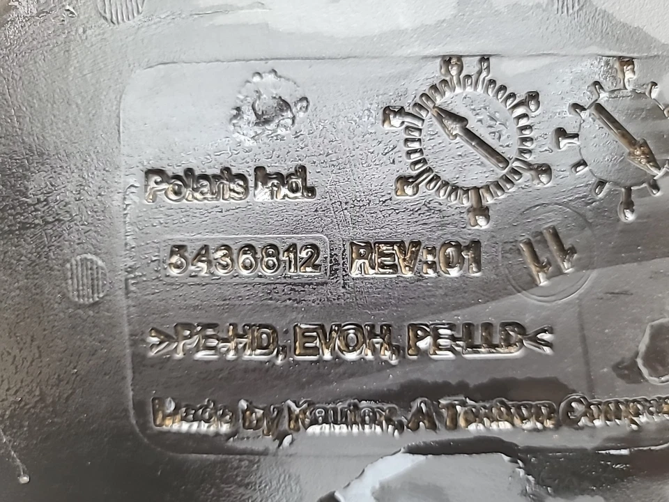 Polaris Sportsman 550 XP 2010 tanque de gasolina con bomba de combustible Foto 4 de 4