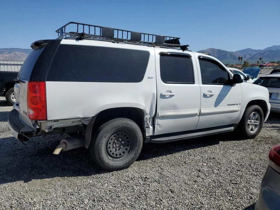Used Front Lower Center Console fits: 2009 Gmc Yukon xl 1500 floor Front Lower G - Image 4 of 4