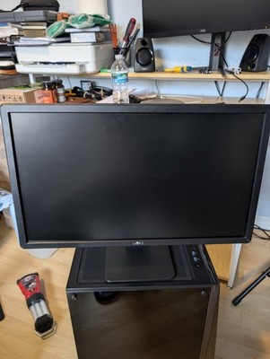 Dell E2414Ht 24'' LED LCD Widescreen Monitor with Stand, VGA and Cable