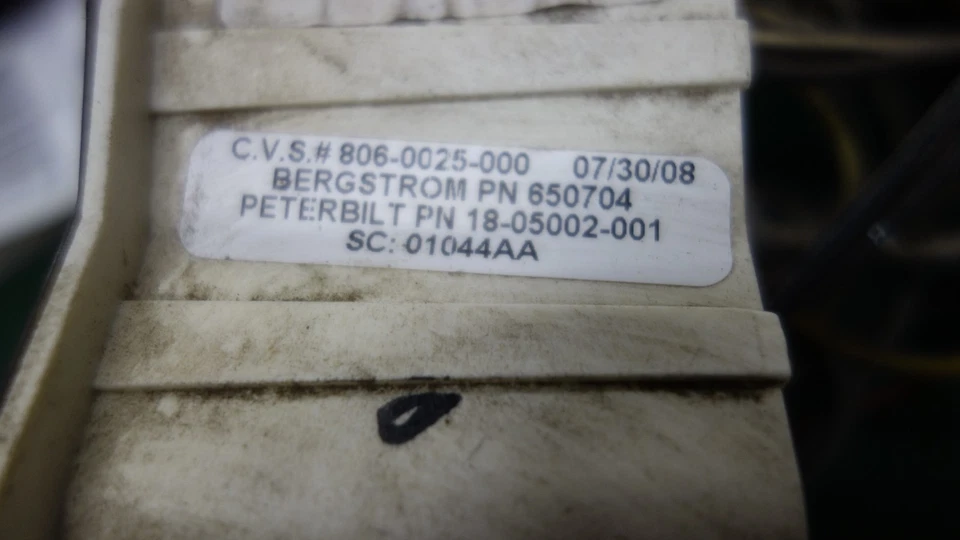 PETERBILT 387 2009: Temperature Control HVAC Bergstrom 18-05002-001 - Image 3 of 4