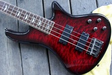 Bajo eléctrico Schecter Stiletto Extreme 4