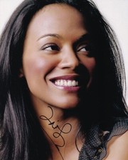 ZOE SALDANA signed Autogramm 20x25cm STAR TREK in Person autograph COA