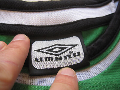 Maillot De Foot Rétro Irlande Umbro Coupe Du Monde 2002 – Taille L Vintage Années 2000