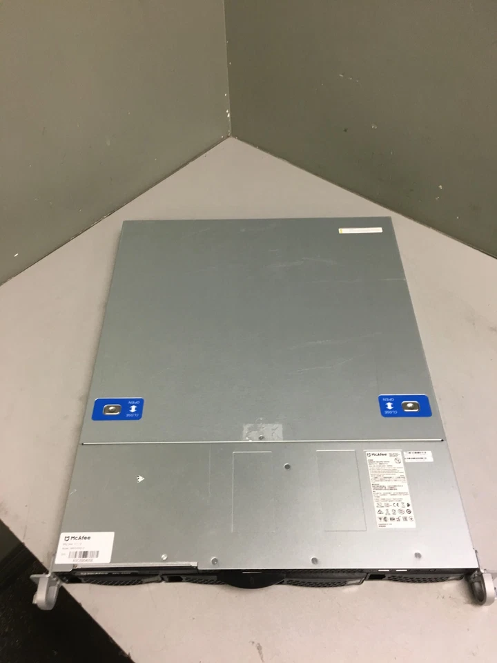 MCAFEE WG-4500 3.00GHz Intel Xeon E3-1220 NO RAM NO HDD - Image 2 of 4