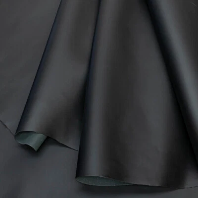 LEATHER4CRAFT Schwarz Korrigierte Maserung Glattleder, 1,2 - 1,4 mm dick, A-Size Paneele