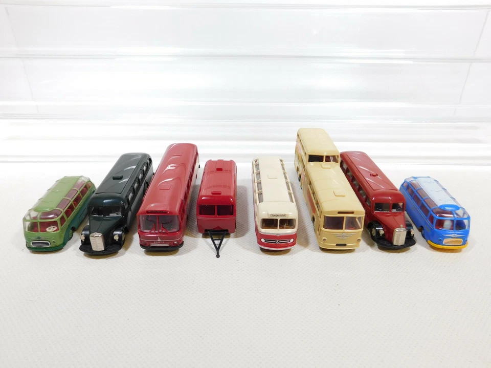 8x Brekina H0 1:87 Bus ecc: MB+ Büssing + Setra ecc,Leggeri Difetti / Gut # - Immagine 4 di 4