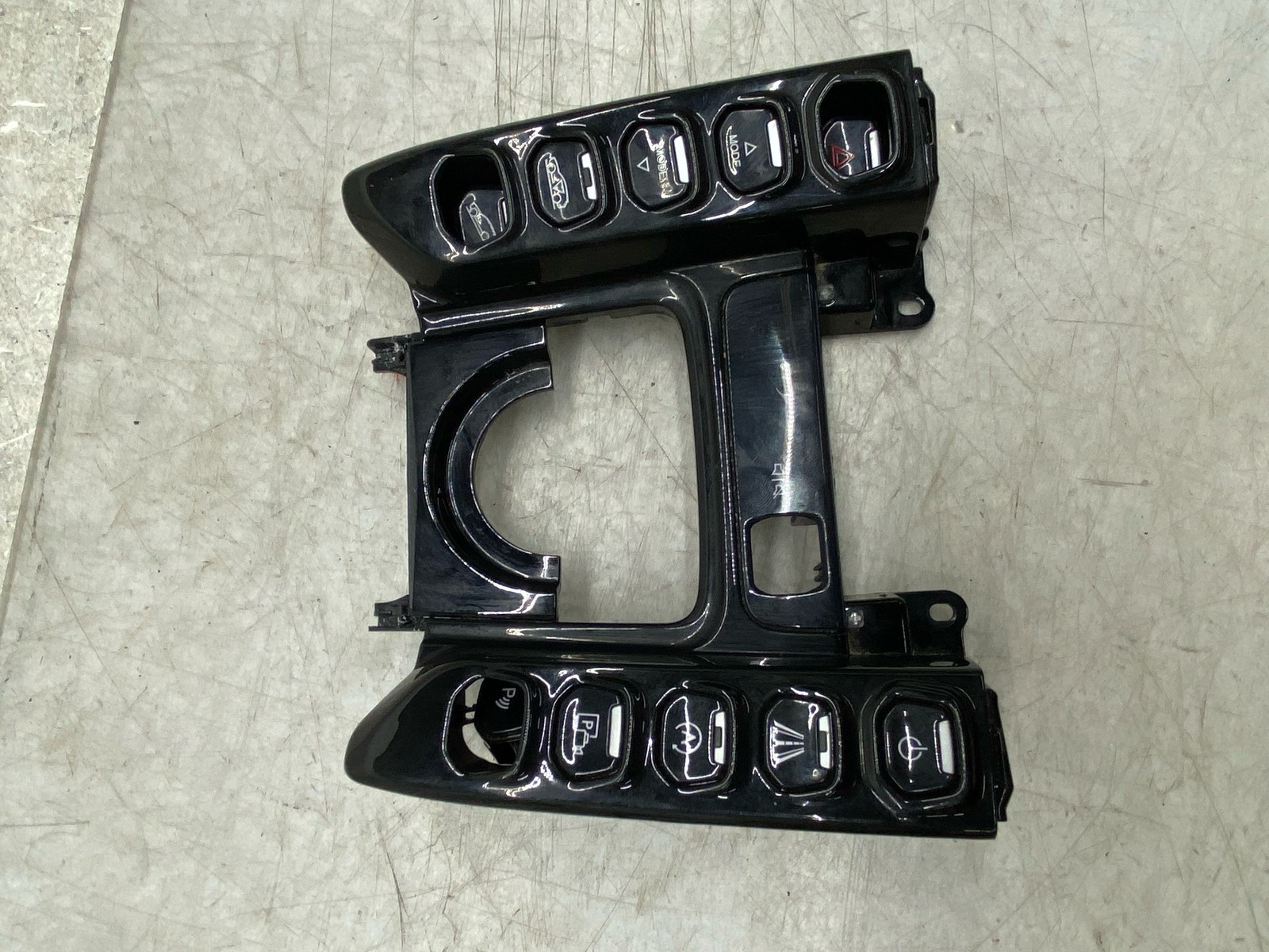 2020-2025 ASTON MARTIN DBX CENTER CONSOLE DRIVE MODE SWITCH PANEL MY83-13D730-AC