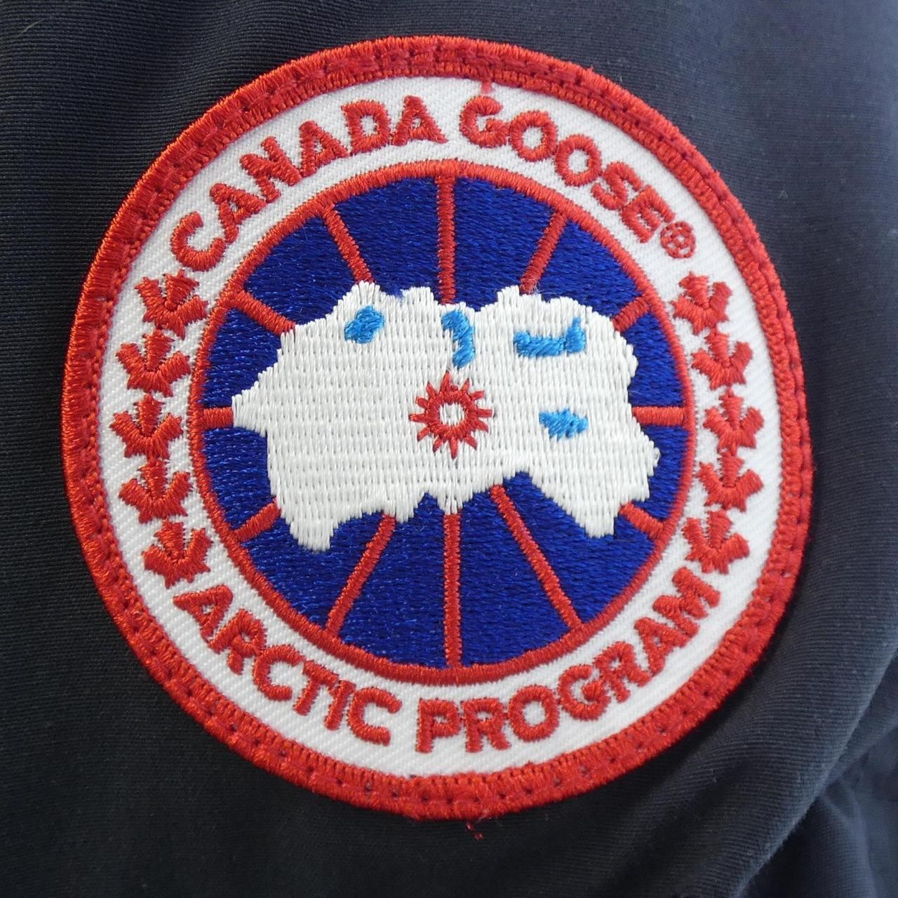 Authentic Canada Goose CANADA GOOSE 3804MA MACMILLAN MacMillan Down Jacket #... thumbnail 7