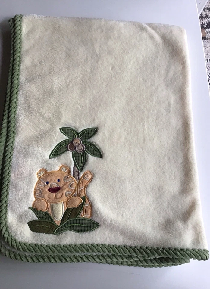 Manta/cuna infantil artesanal NoJo Crown 44x34 Foto 2 de 4