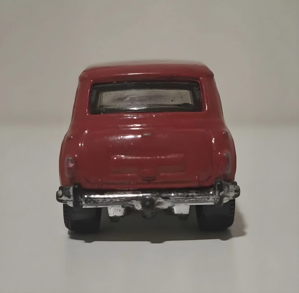 Matchbox Austin Mini Cooper - Red | Very Good Condition - Image 3 of 4