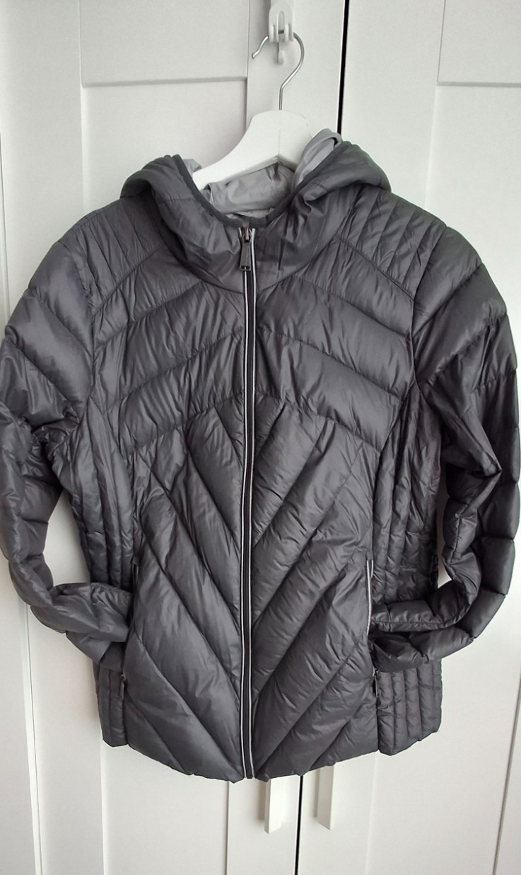 BCBG  Generation Down Jacket Ultra Light Weight -… - image 3