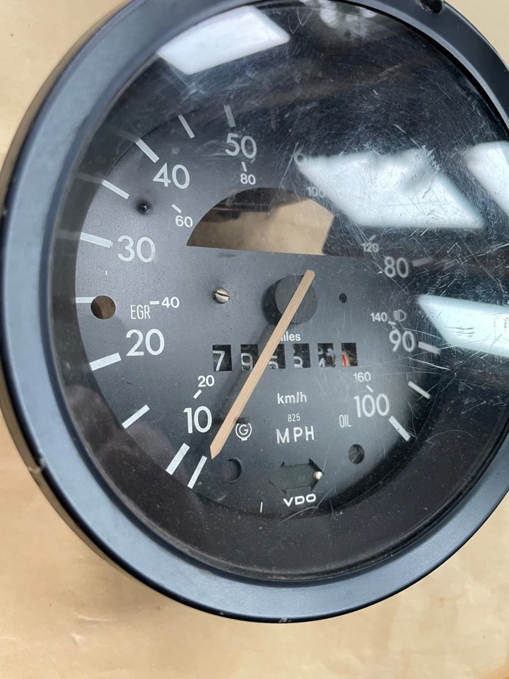 Velocímetro VW Super Beetle, VENDIDO para PIEZAS, 1973-1979 Volkswagen VDO. Speedo Foto 3 de 4