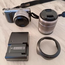 Sony NEX-C3 Mirrorless Camera Double Lens Kit with E-Mount Pancake Lens
