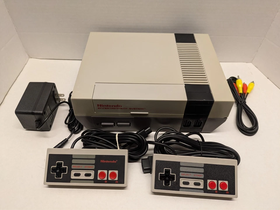 Consola Nintendo NES original. Tapas nuevas, OEM 72 pines **Garantizado**. Amarillento Foto 2 de 4