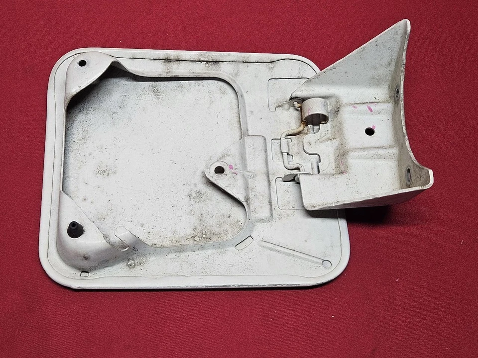 06-07 Cargador 05-08 Magnum 05-10 Chrysler 300 Puerta de llenado de combustible PW1 Blanco Foto 4 de 4