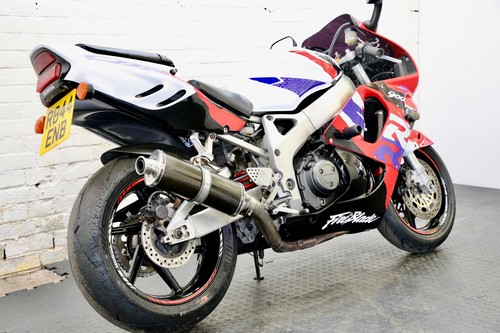 1998 HONDA CBR 900 RR FIREBLADE RED WHITE - Picture 2 of 16