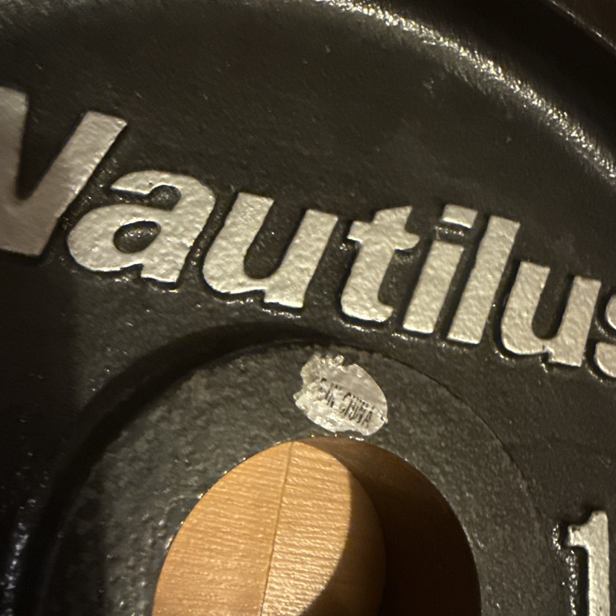 Paires De Poids Olympiques Nautilus 25 Lbs (11.3 Kg) - En Fonte, Occasion