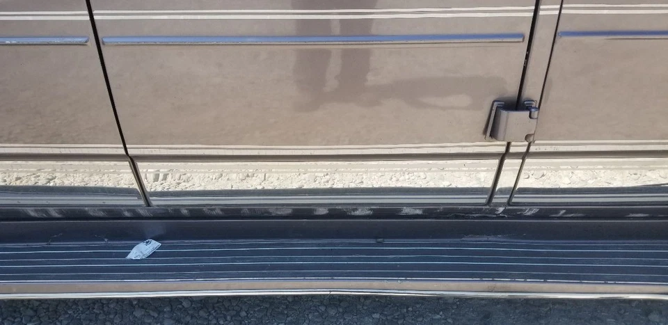 93 GMC G2500 VANDURA FORWARD SIDE DOOR WITH WINDOW RIGHT PASSENGER GRAY Foto 4 de 4