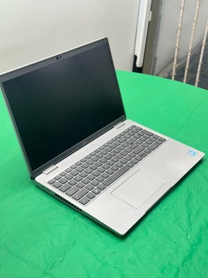 Dell Latitude 5520 Intel Core i7-1185G7, 16GB RAM, 512GB SSD