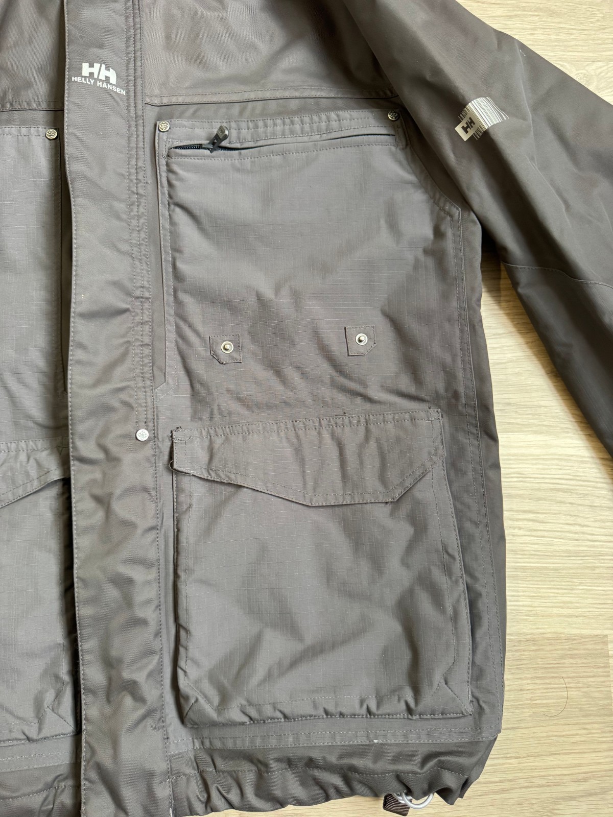 Helly Hansen Grey Medium Waterproof Jacket Mint C… - image 3
