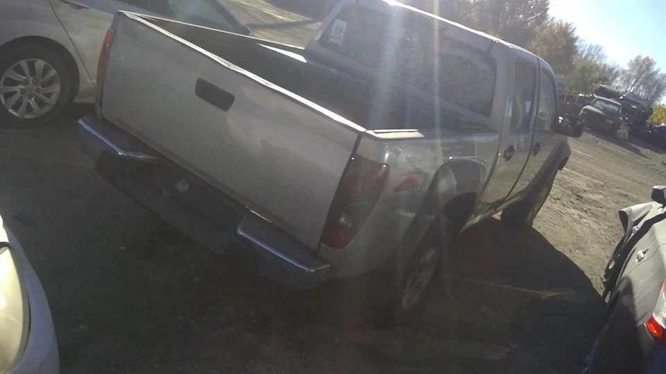 AC Condenser Fits 04-12 CANYON 5243297 - Image 4 of 4