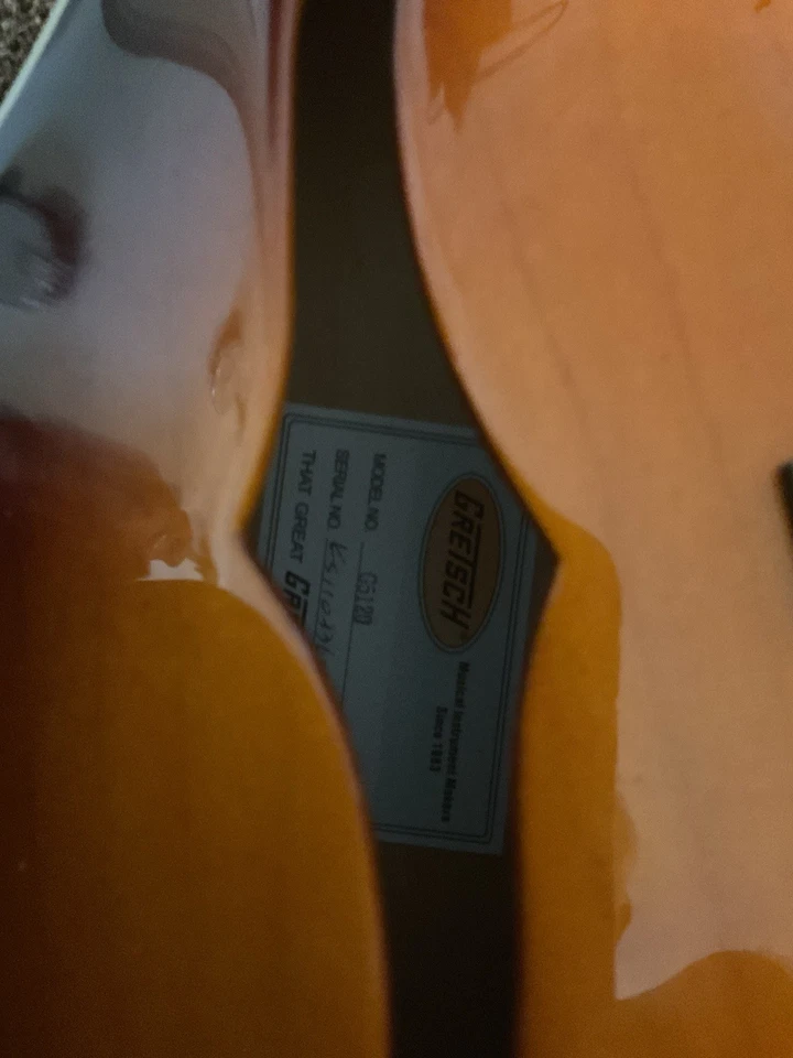 Gretsch G5120 Electromatic hollowbody 2011 in orange: #KS11073455, VG condition, photo 3 of 5