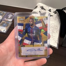 2023-24 Topps Premium Black & White Paris Saint-Germain Soccer Checklist Guide in-content 14
