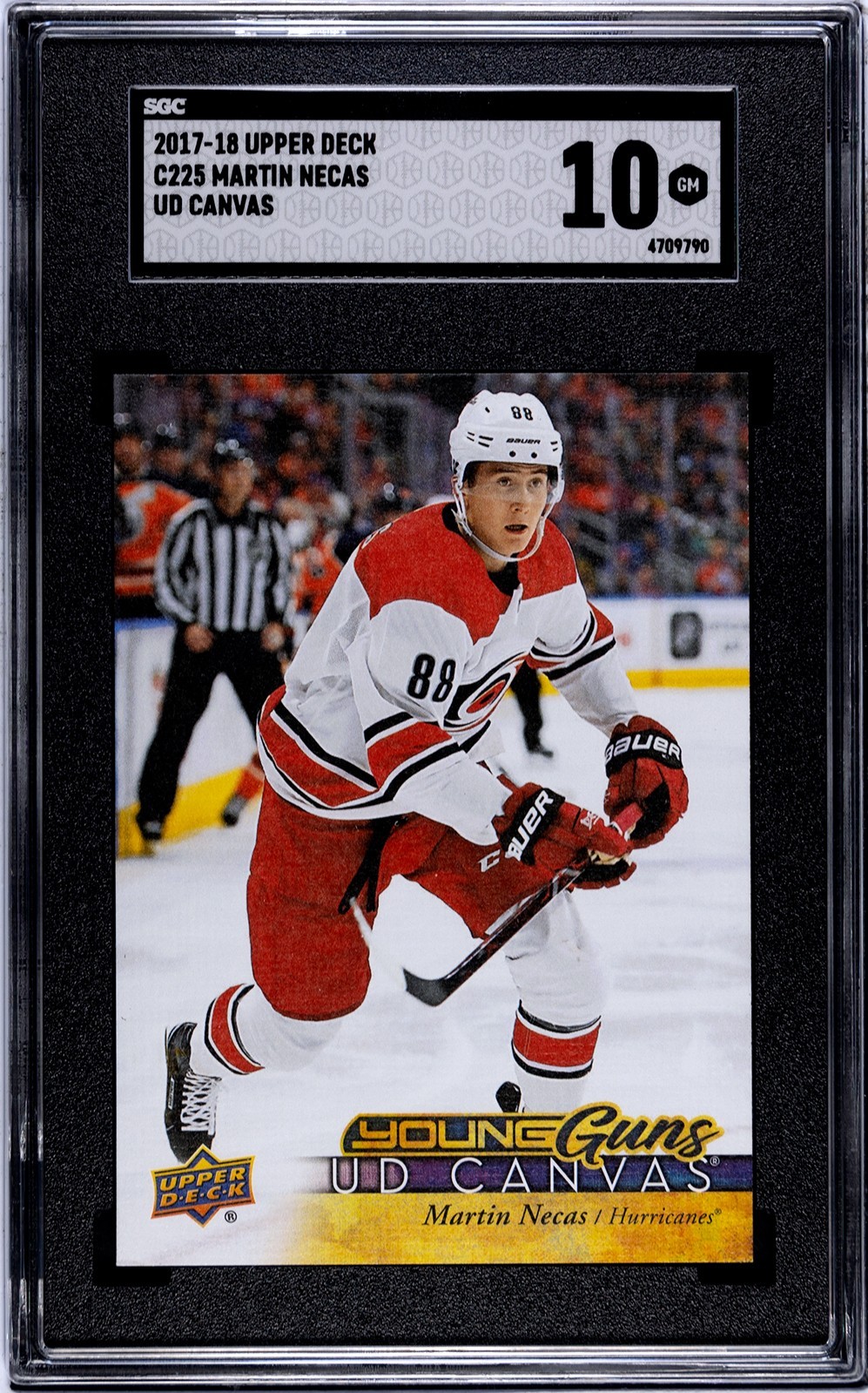 ** 100 Point Season!! ** 2017/18 Martin Necas Upper Deck #C225 Young Guns Canvas