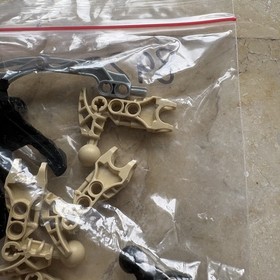 LEGO Bionicle Agori Set 8977 Zesk 100% COMPLETE Scorpion