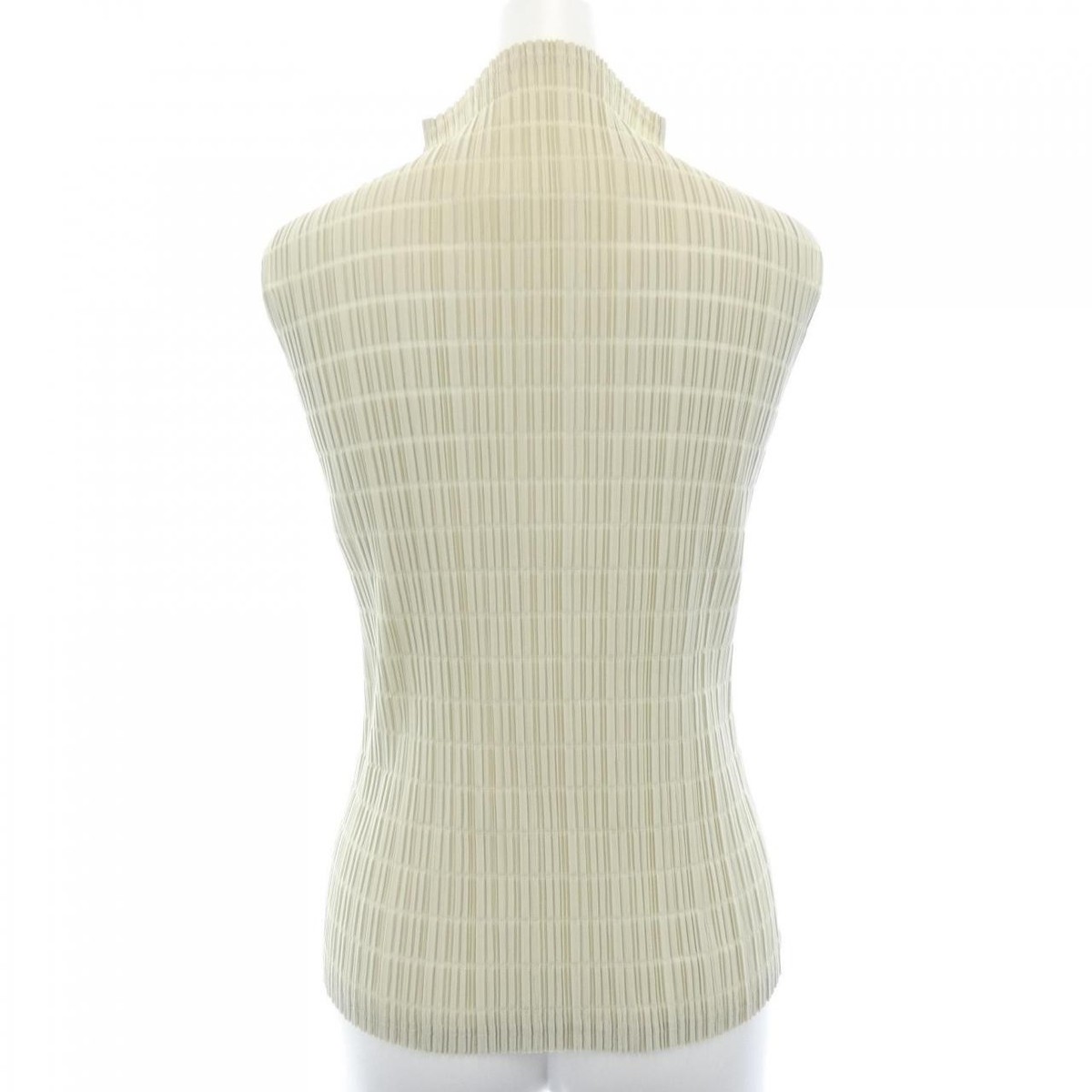 イッセミヤケ202404PP41-JK141-26-5 MONTHLY COLORS : APRIL – isseymiyake.com