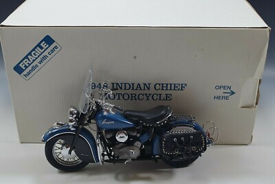 DANBURY MINT 1948 INDIAN CHIEF MOTORCYCLE DIE CAST 1:10 SCALE MIB