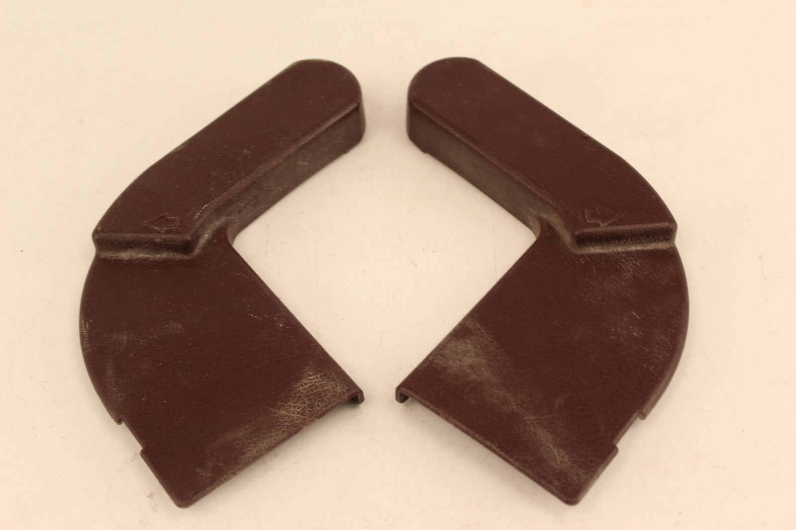 1990 NISSAN HARDBODY D21 KA24E OEM RED FRONT SIDE SEAT PANEL COVER