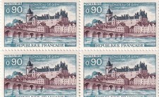 🦬Timbre France N°1758 en bloc de 4 - Luxe ** - Château de Gien -MNH** - 1973🦬