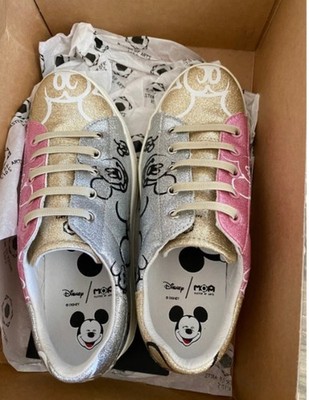 New with Box!! Master of Arts Disney Mickey Glitter Sneakers-Size 37