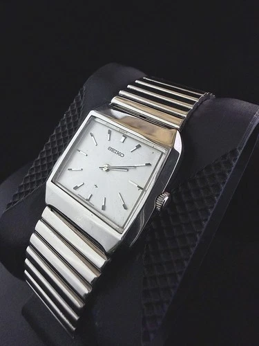 Vintage Seiko Quartz Square TV Dial Watch – Runs