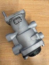 DAF FOOT BRAKE VALVE 1520554, 1371595, DX61A