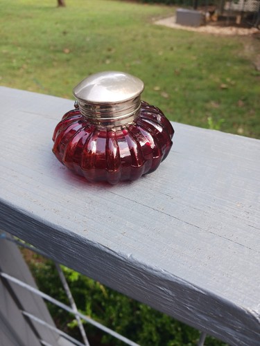 Vintage Pen Ink Well Ruby Red Glass and Silver Top Beautiful | eBay