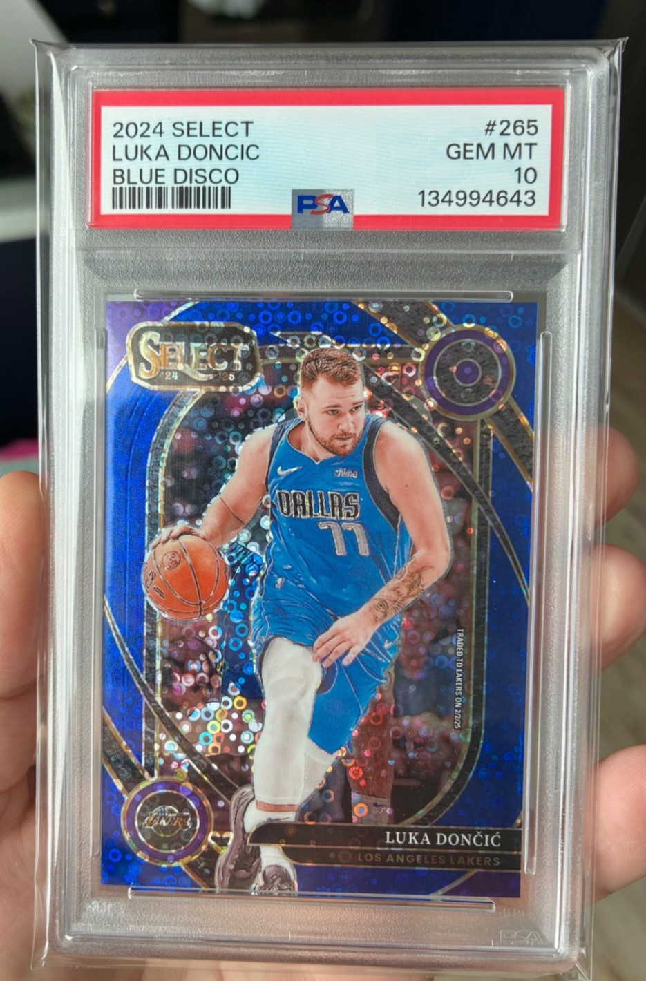 2024 Panini Select #265 LUKA DONCIC Blue Disco /25 PSA 10