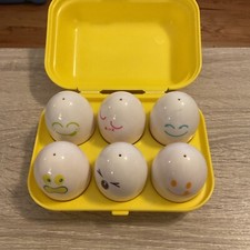 Tomy Hide N Squeak Eggs Carton Shape Color Sorting Toy 1993 Vintage Complete