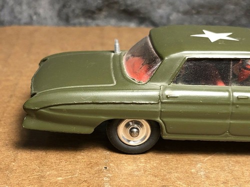 Vintage Corgi Toys | #358 | Oldsmobile Super 88 H.Q. Staff Car | US Army - Picture 7 of 12
