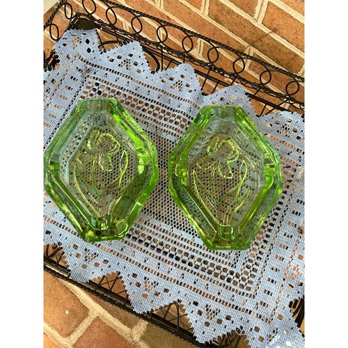 Pr Vintage Tiara Indiana Ashtray Glass Green Embossed Iris Flower Cigar Diamond - Picture 3 of 10
