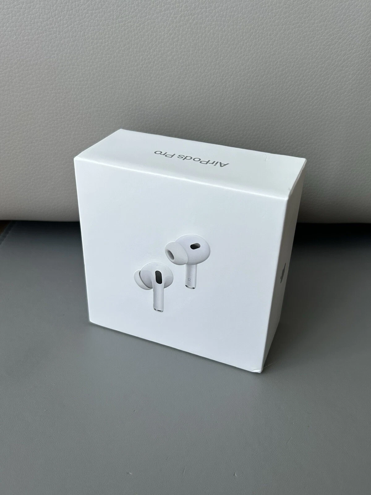 Apple Earphones Pro 2nd Generation with MagSafe Wireless Charging Case White` Apple Earphones Pro 2nd Generation with MagSafe Wireless Charging Case White`