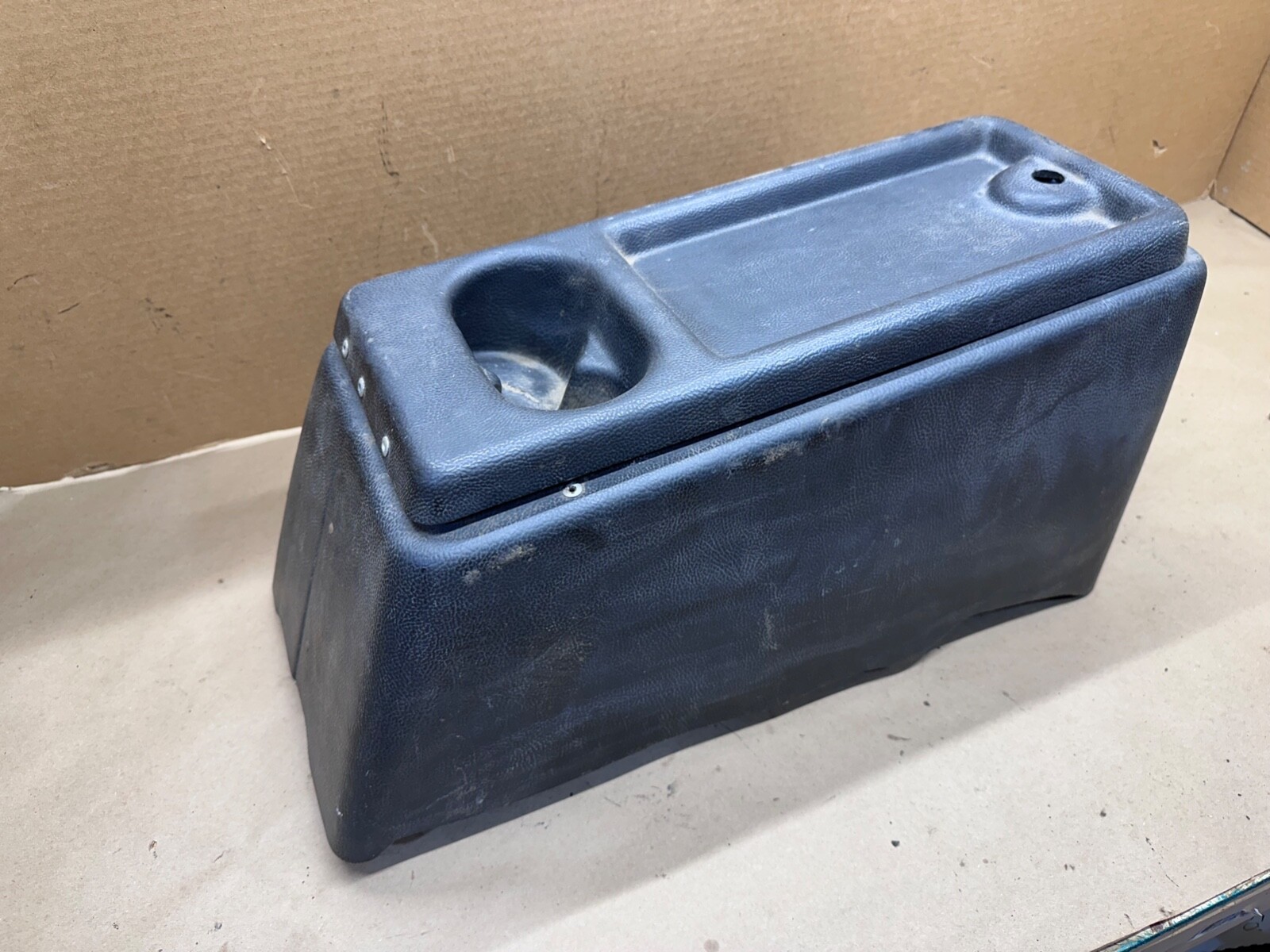 7690 Jeep Wrangler YJ CJ OEM Interior Center Console Black Factory CJ7