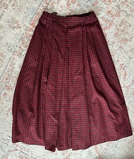TRACHTENMODEN Burgundy Plaid Long Skirt, Pockets, 28  Elastic Waist Oktoberfest